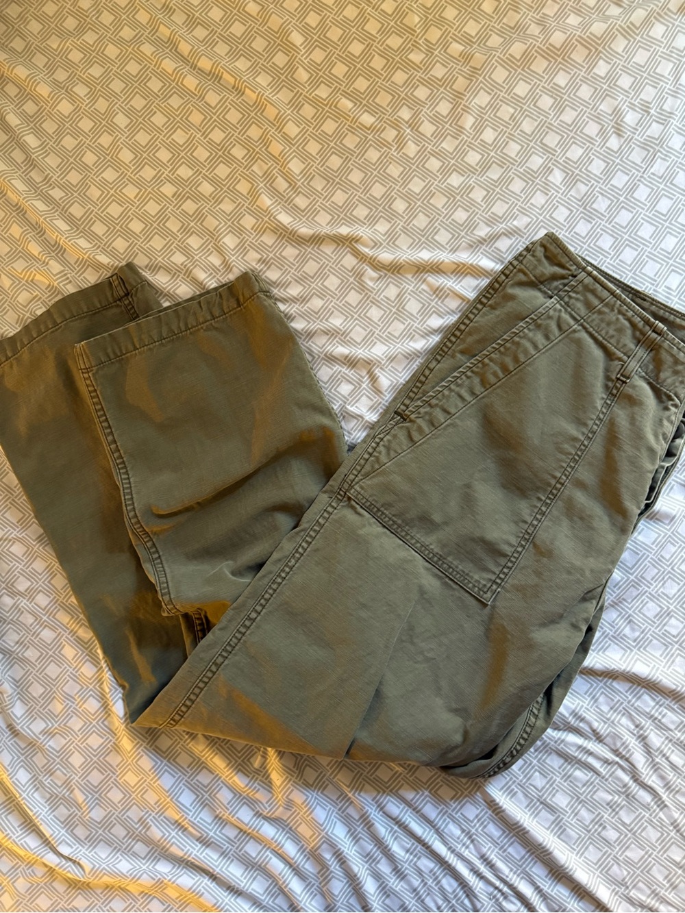 Imogene + Willie Blake Military Trousers in Olive Women’s Size M 31” Waist - Picture 3 of 14